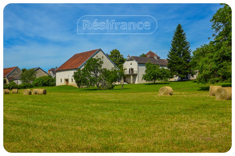 Vrijstaand maison de caractère met terrein, Haute-Saone, Frankrijk