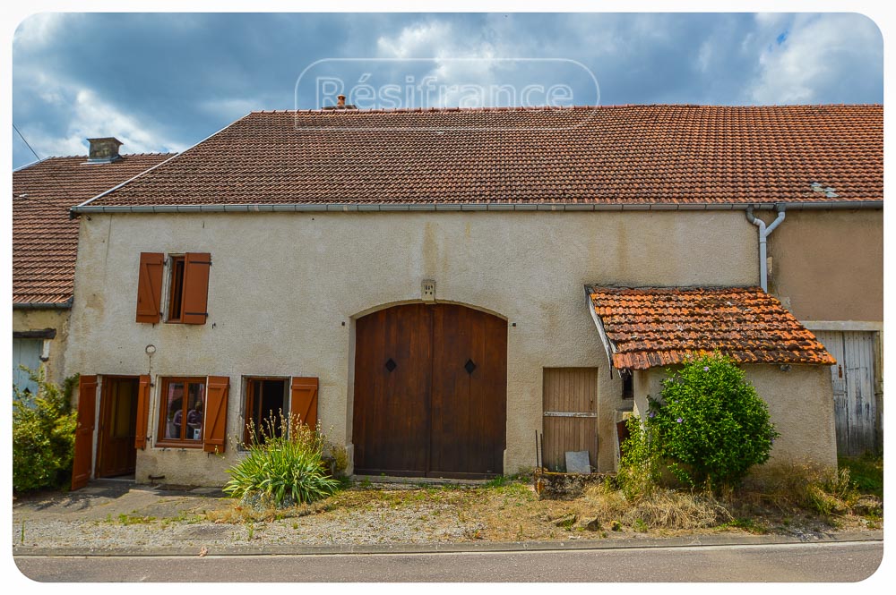 Karakteristieke dorpsboerderij met tuin in charmant dorpje, Haute-Marne, Frankrijk